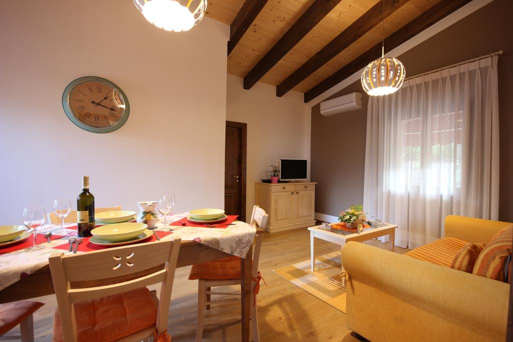 Residence Villa Rosi Laureana Cilento Exterior photo