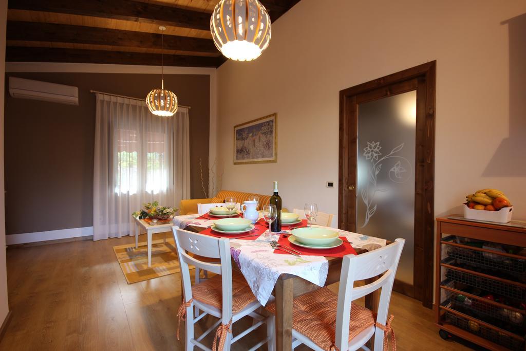 Residence Villa Rosi Laureana Cilento Exterior photo