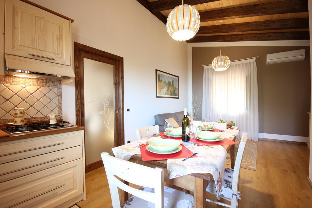 Residence Villa Rosi Laureana Cilento Exterior photo